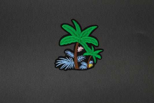 Tropical Palm Tree Embroidered Patch – Island Paradise Iron-On Appliqué