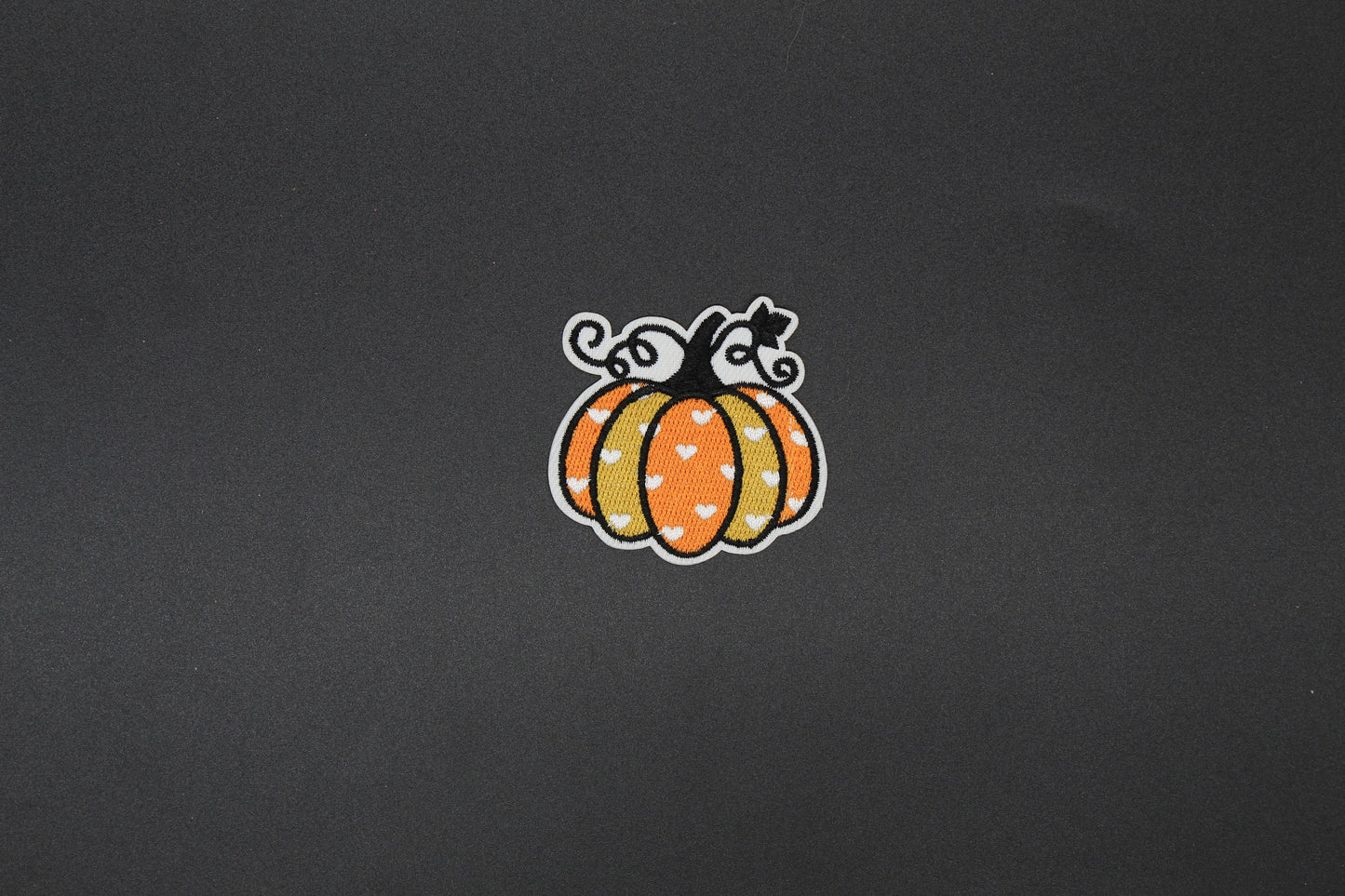 Heart Pattern Pumpkin Embroidered Iron-On Patch – Cute Whimsical Fall Autumn Appliqué